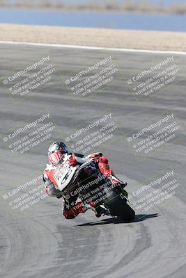 media/Apr-18-2025-CVMA Friday Practice (Fri) [[88baa45499]]/Racer 3/Session 2 Bowl Backside/